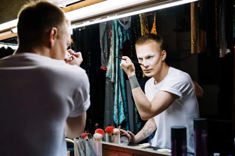 Lumière Makeup Atelier 13